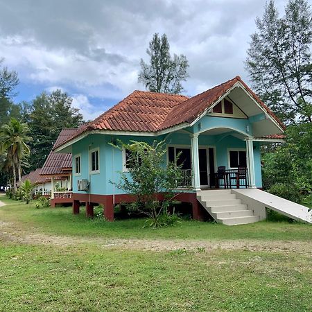 Smilebeach Resort Khaolak Кхаулак Экстерьер фото