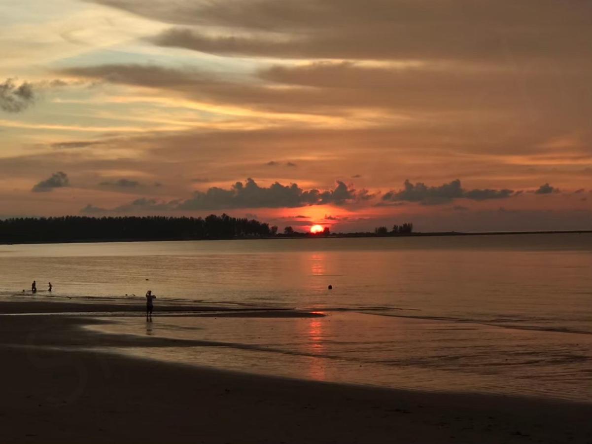 Smilebeach Resort Khaolak Кхаулак Экстерьер фото