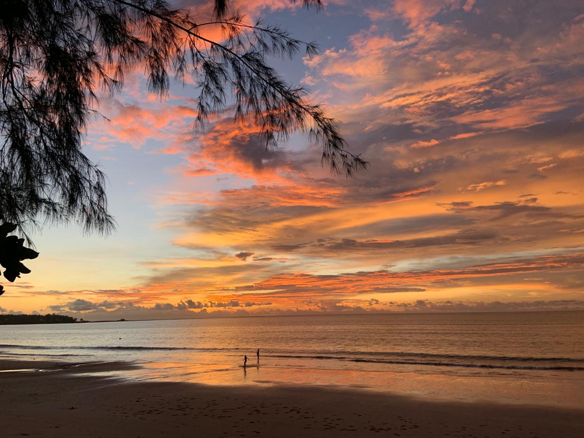 Smilebeach Resort Khaolak Кхаулак Экстерьер фото