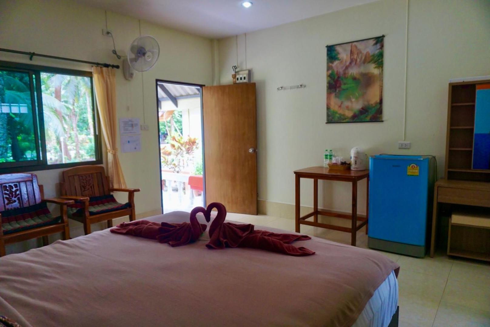 Smilebeach Resort Khaolak Кхаулак Экстерьер фото